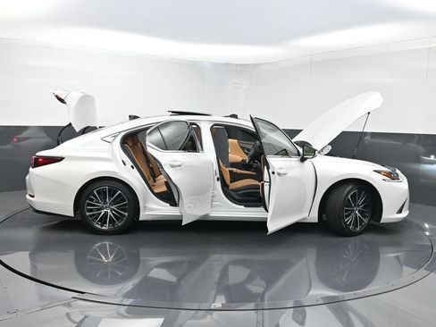 Used 2023 Lexus ES 350 w/ Premium Package FWD image 38