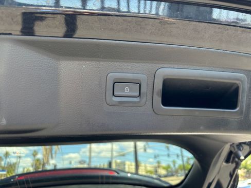 Used 2025 MAZDA CX-50 AWD 2.5 S w/ Select Package image 22