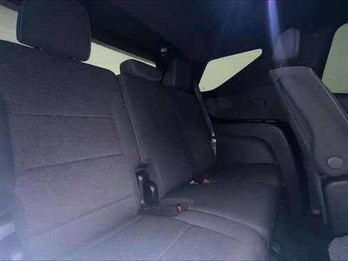 Used 2024 Chevrolet Traverse LT image 24