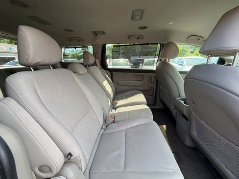 Used 2016 Kia Sedona LX w/ LX Convenience Package FWD image 47