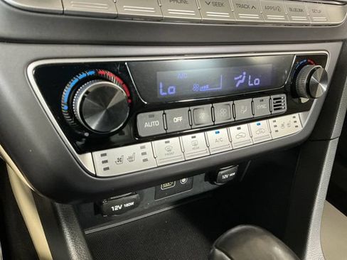 Used 2018 Hyundai Sonata Limited FWD image 21