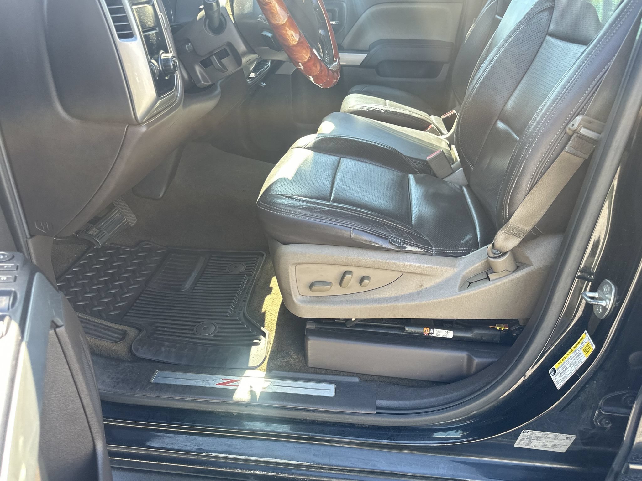 Used 2015 Chevrolet Silverado 1500 LT w/ All Star Edition RWD image 9