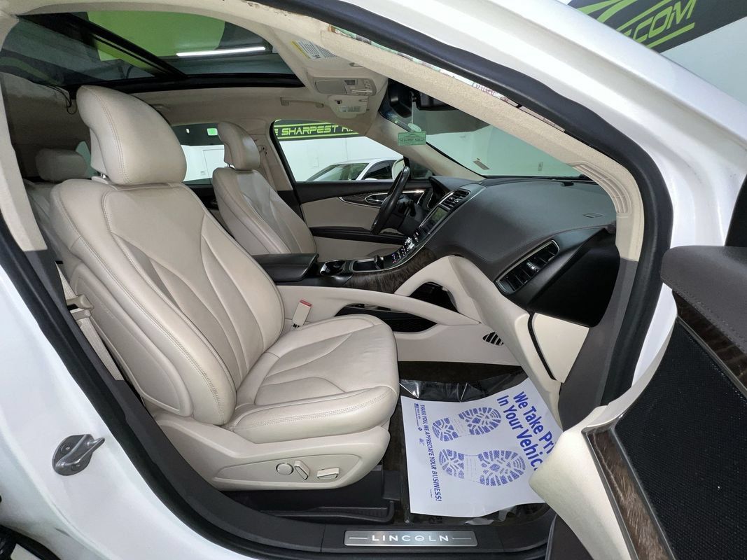 Used 2016 Lincoln MKX Reserve AWD/4WD image 30