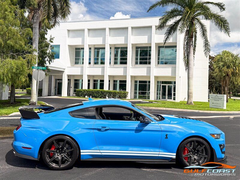 Used 2022 Ford Mustang Shelby GT500 w/ Carbon Fiber Track Pack RWD image 64