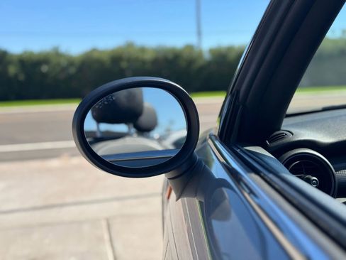 Used 2019 MINI Cooper Convertible image 27