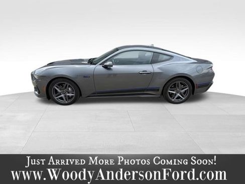 Used 2024 Ford Mustang GT Premium RWD image 3