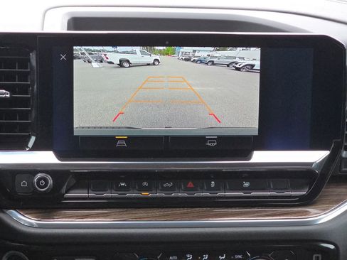 Certified 2025 Chevrolet Silverado 1500 LT AWD/4WD image 20