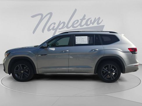 Used 2021 Volkswagen Atlas SE w/ Towing Package AWD/4WD image 4