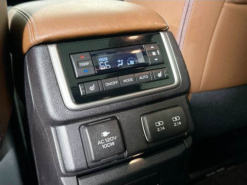 Used 2019 Subaru Ascent Touring w/ Popular Package #2 image 27