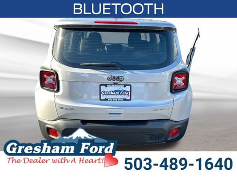 Used 2021 Jeep Renegade Sport image 5