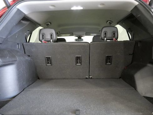 Used 2020 Chevrolet Equinox LT w/ Sport Edition FWD image 24