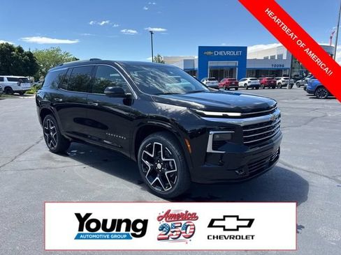 New 2026 Chevrolet Traverse High Country AWD/4WD image 1