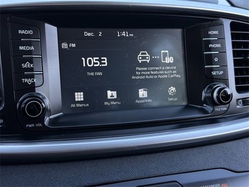 Used 2019 Kia Sorento LX image 15