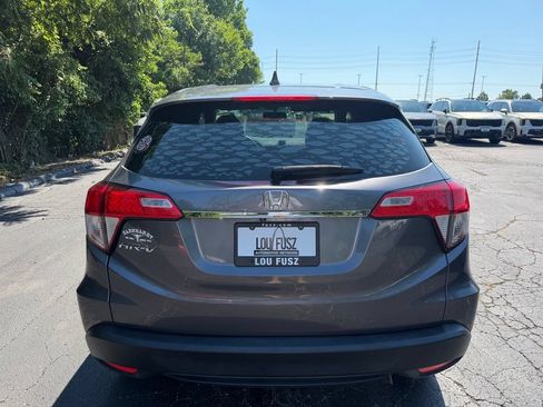 Used 2019 Honda HR-V LX image 3