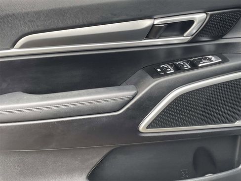 Used 2022 Kia Telluride LX image 15