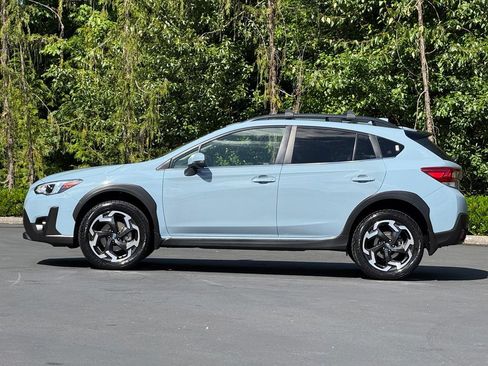 Used 2021 Subaru Crosstrek 2.5i Limited w/ Moonroof Package 2 AWD/4WD image 3
