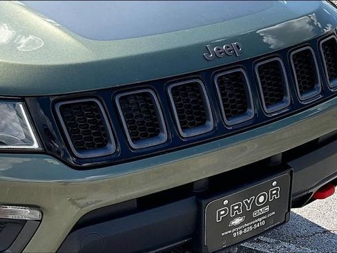 Used 2019 Jeep Compass Trailhawk w/ Leather Interior Group AWD/4WD image 33