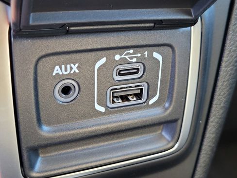 New 2026 Jeep Wrangler Willys AWD/4WD image 23