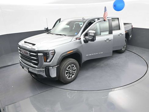 New 2026 GMC Sierra 2500 SLT AWD/4WD image 40