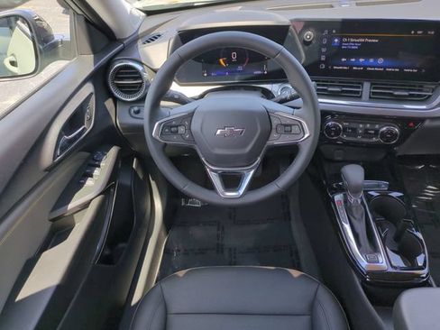 Certified 2026 Chevrolet Trax ACTIV w/ Driver Confidence Package FWD image 17
