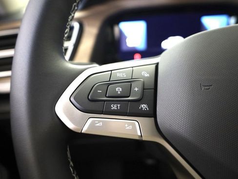 New 2026 Volkswagen Atlas SE image 24