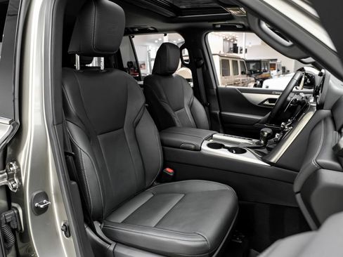 Used 2024 Lexus LX 600 F Sport AWD/4WD image 37