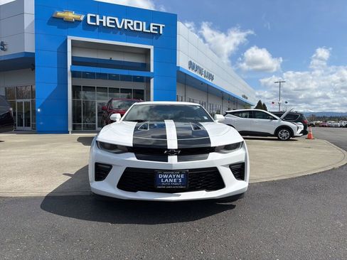 Used 2016 Chevrolet Camaro SS image 8