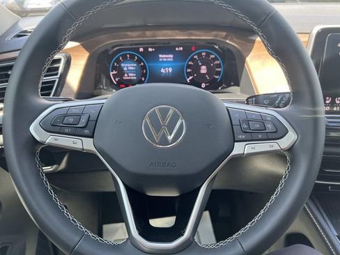 New 2026 Volkswagen Atlas SE FWD image 15