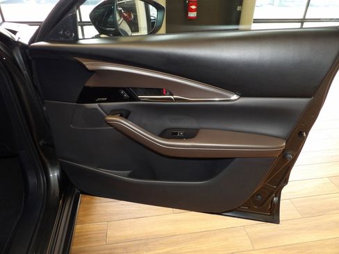 Certified 2025 MAZDA CX-30 2.5 Turbo w/ Premium Package image 12