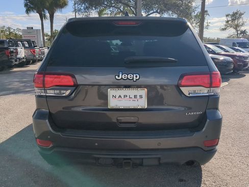 Used 2020 Jeep Grand Cherokee Laredo w/ Security & Convenience Group image 6