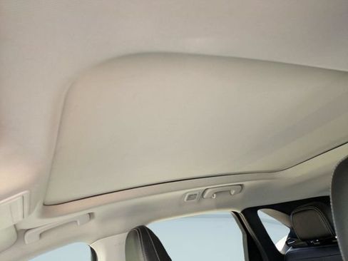Used 2022 Ford Escape SEL FWD image 21