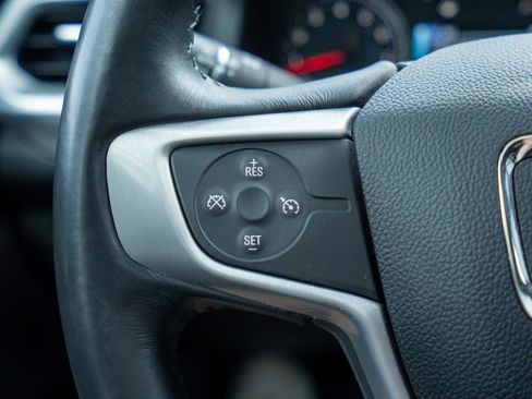 Used 2018 GMC Acadia SLT AWD/4WD image 15