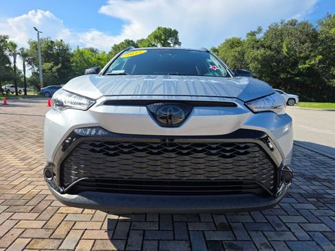 Certified 2025 Toyota Corolla Cross AWD Hybrid image 2