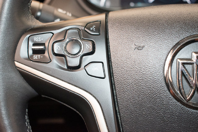 Used 2014 Buick LaCrosse Leather FWD image 22