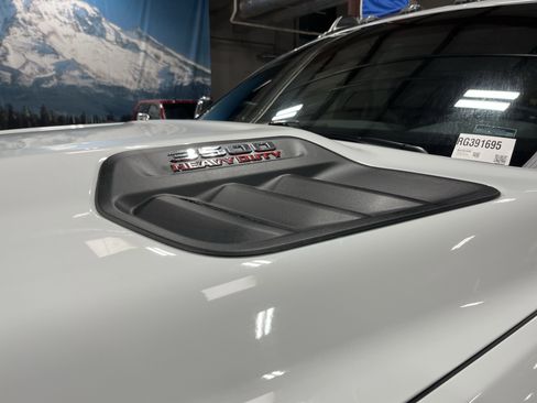 Certified 2024 RAM 3500 Laramie w/ Sport Appearance Package image 9