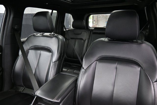 Used 2024 Jeep Grand Cherokee Limited 4xe AWD/4WD image 17