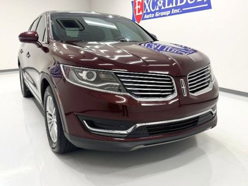 Used 2017 Lincoln MKX Select w/ Select Plus Package image 2