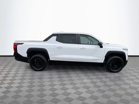 Used 2024 Chevrolet Silverado EV W/T AWD/4WD image 8