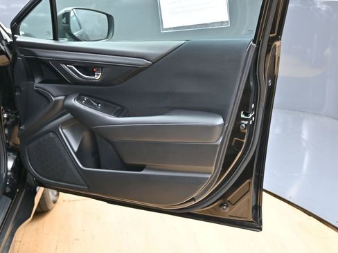 Used 2023 Subaru Outback Premium AWD/4WD image 35