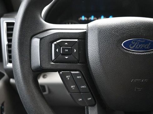Used 2016 Ford F150 XLT image 24
