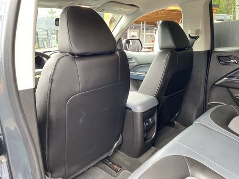 Used 2015 Chevrolet Colorado Z71 AWD/4WD image 15