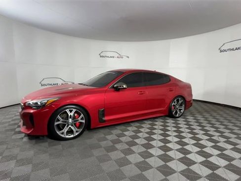 Used 2021 Kia Stinger GT image 4