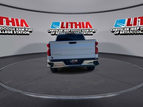 Used 2021 Chevrolet Silverado 1500 LTZ w/ Technology Package image 7