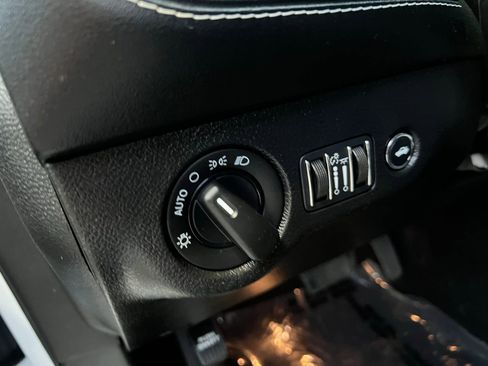 Used 2021 Dodge Challenger SRT Hellcat w/ Plus Package image 22