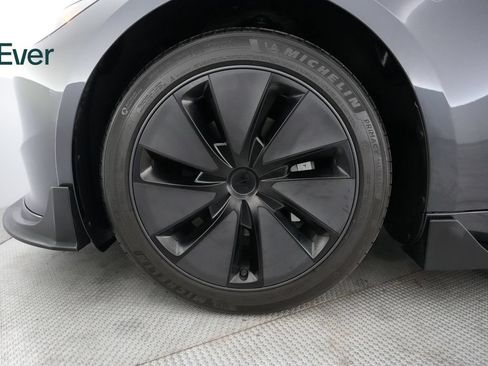 Used 2025 Tesla Model 3 Long Range RWD image 19