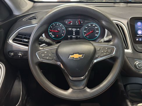 Used 2020 Chevrolet Malibu LS FWD image 19