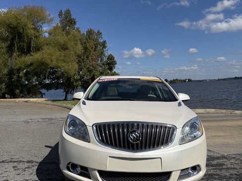 Used 2012 Buick Verano Leather image 2