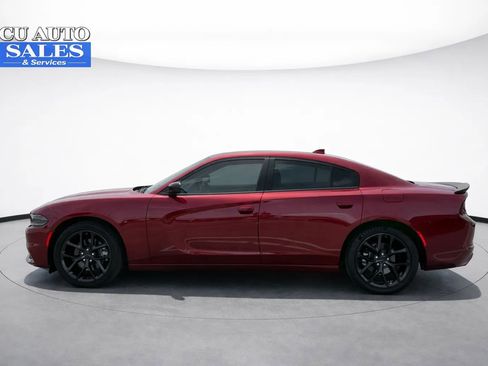 Used 2023 Dodge Charger SXT w/ Blacktop Package image 4