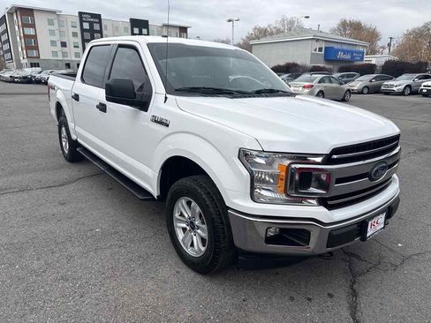 Used 2018 Ford F150 XLT w/ Trailer Tow Package image 4