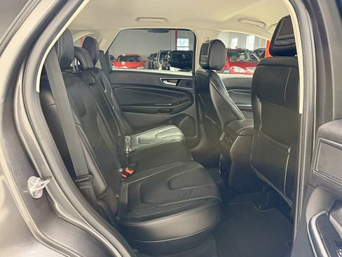 Used 2016 Ford Edge Titanium w/ Technology Package image 28